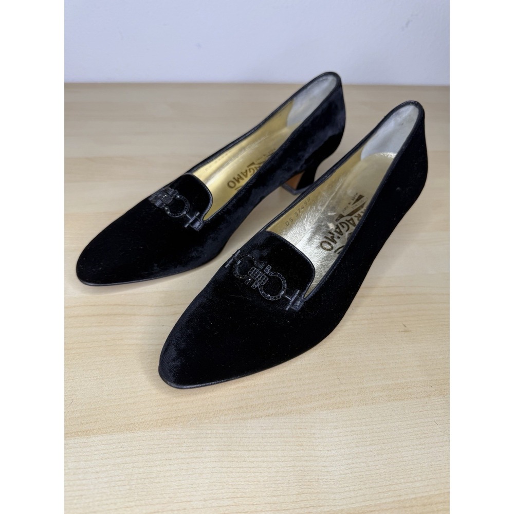 Salvatore Ferragamo Women's Black Velvet Flats Crystal Buckle Made In Italy Sz 9 - Picture 2 of 10